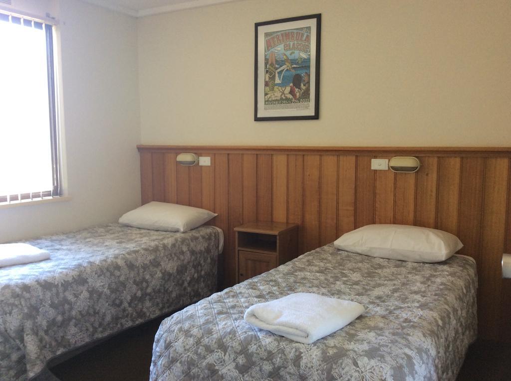 Motel Telopea Court Merimbula Exterior foto